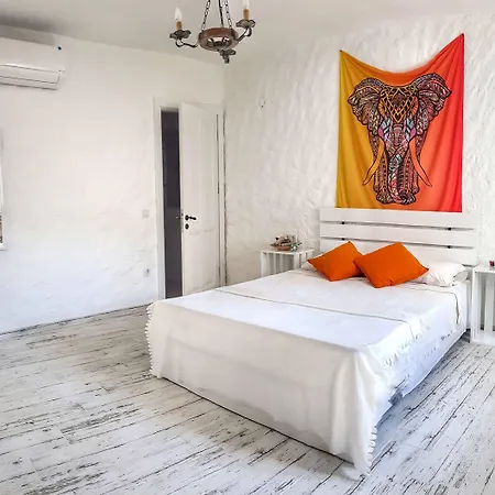 מלון Leo Serenes אלאקאטי