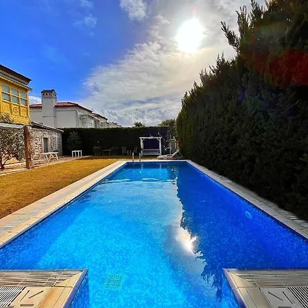 Leo Serenes Hotel Alaçatı