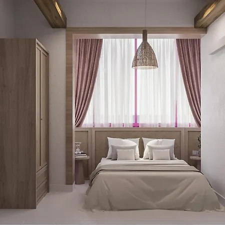 מלון Leo Serenes