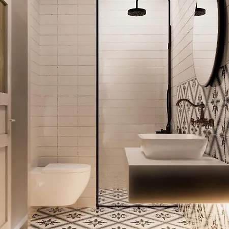 Leo Serenes 3* אלאקאטי