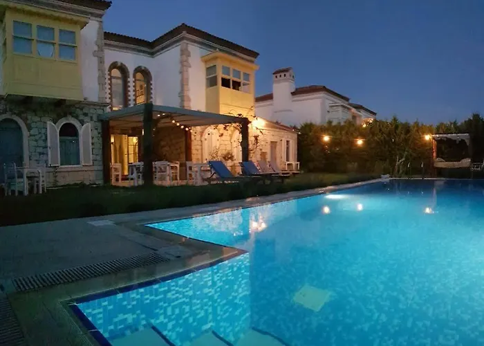 Leo Serenes فندق 3*